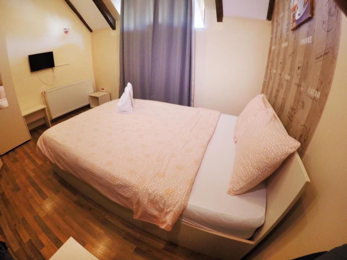 Гостевой дом Bonsejour Брашов-15