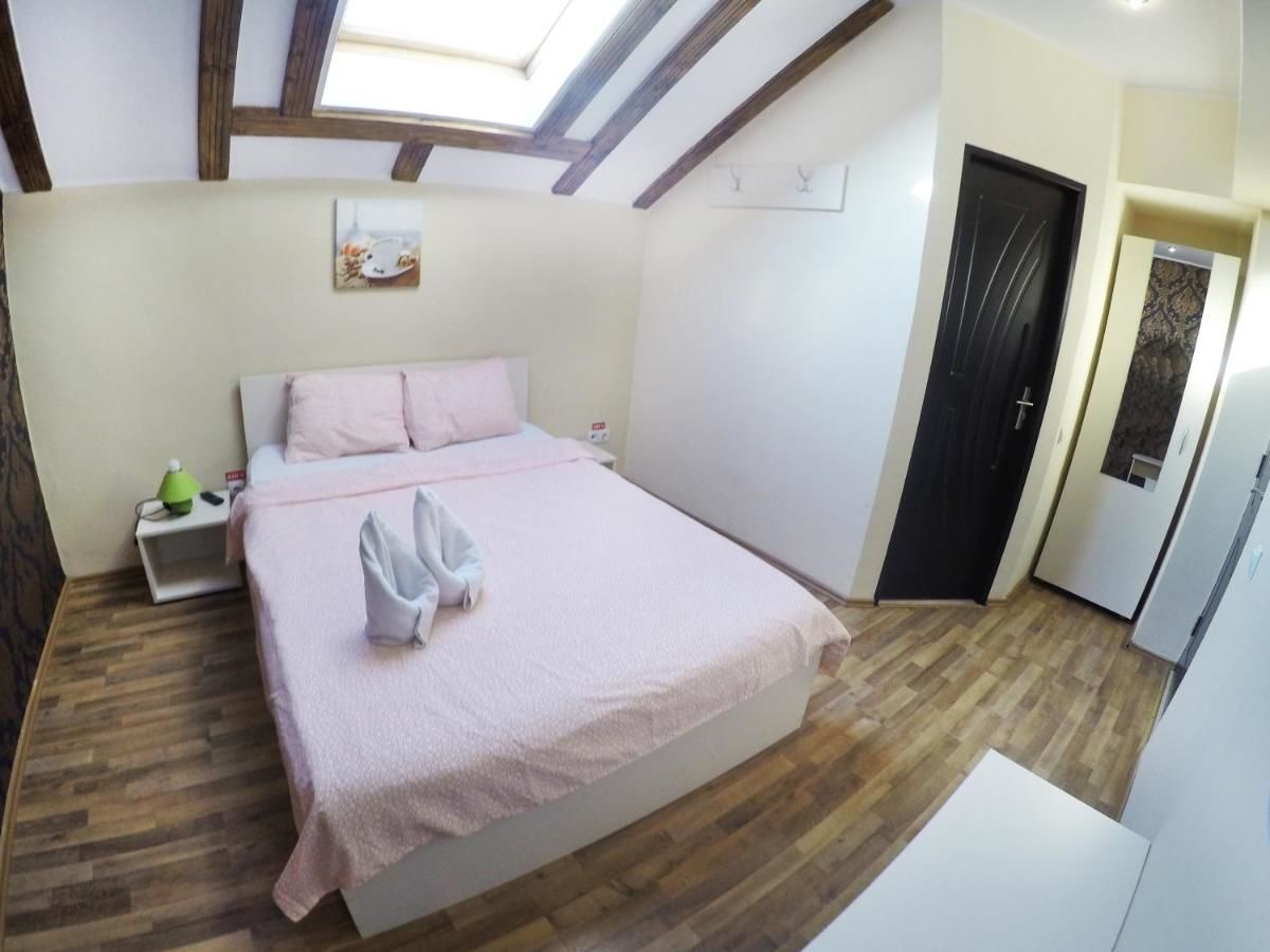 Гостевой дом Bonsejour Брашов-33