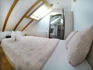 Гостевой дом Bonsejour Брашов Апартаменты с 1 спальней-9